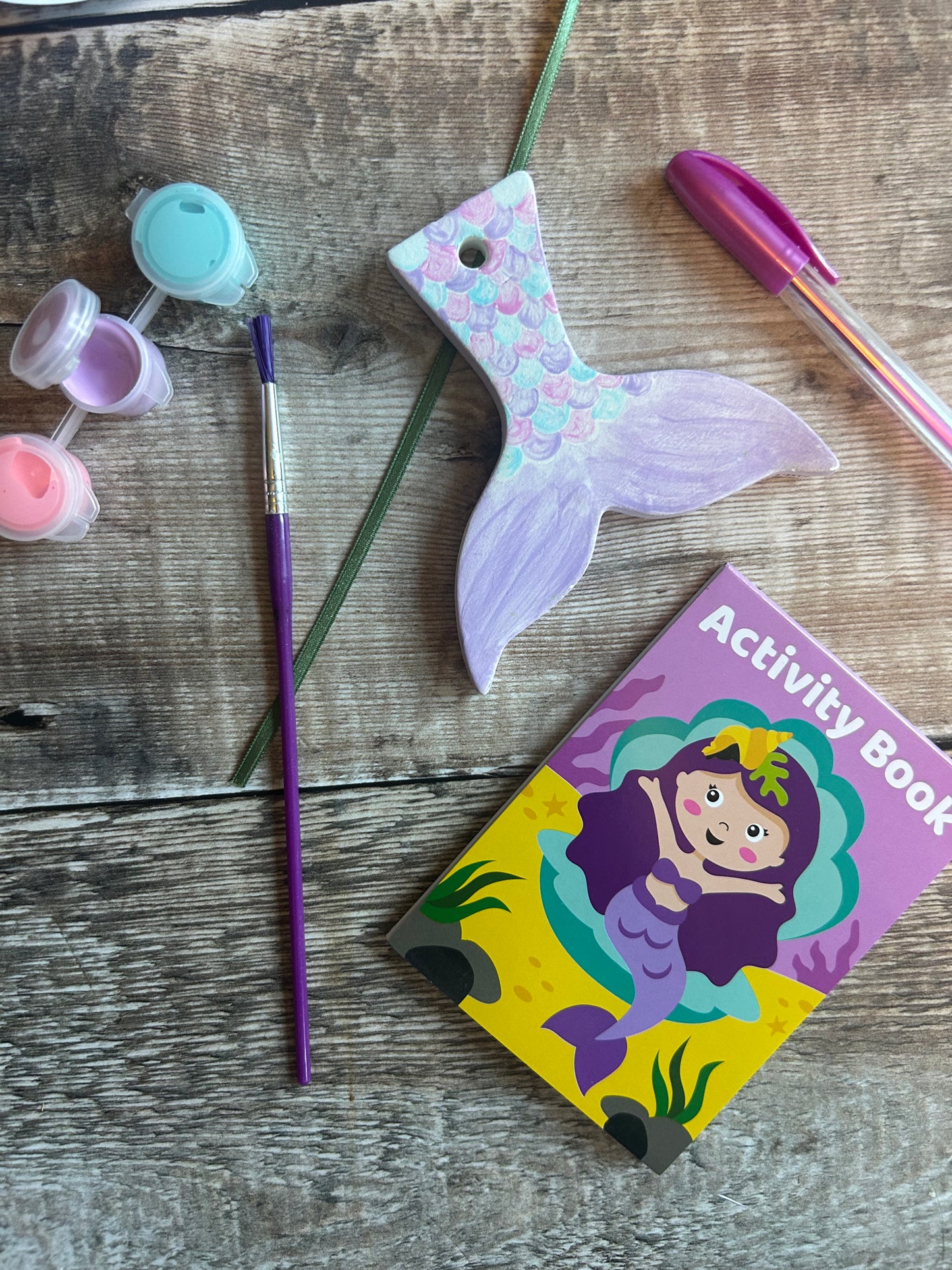Paint Your Own Decoration Kit, Kid's Craft Kit, Eco-Friendly Party Bag Alternative