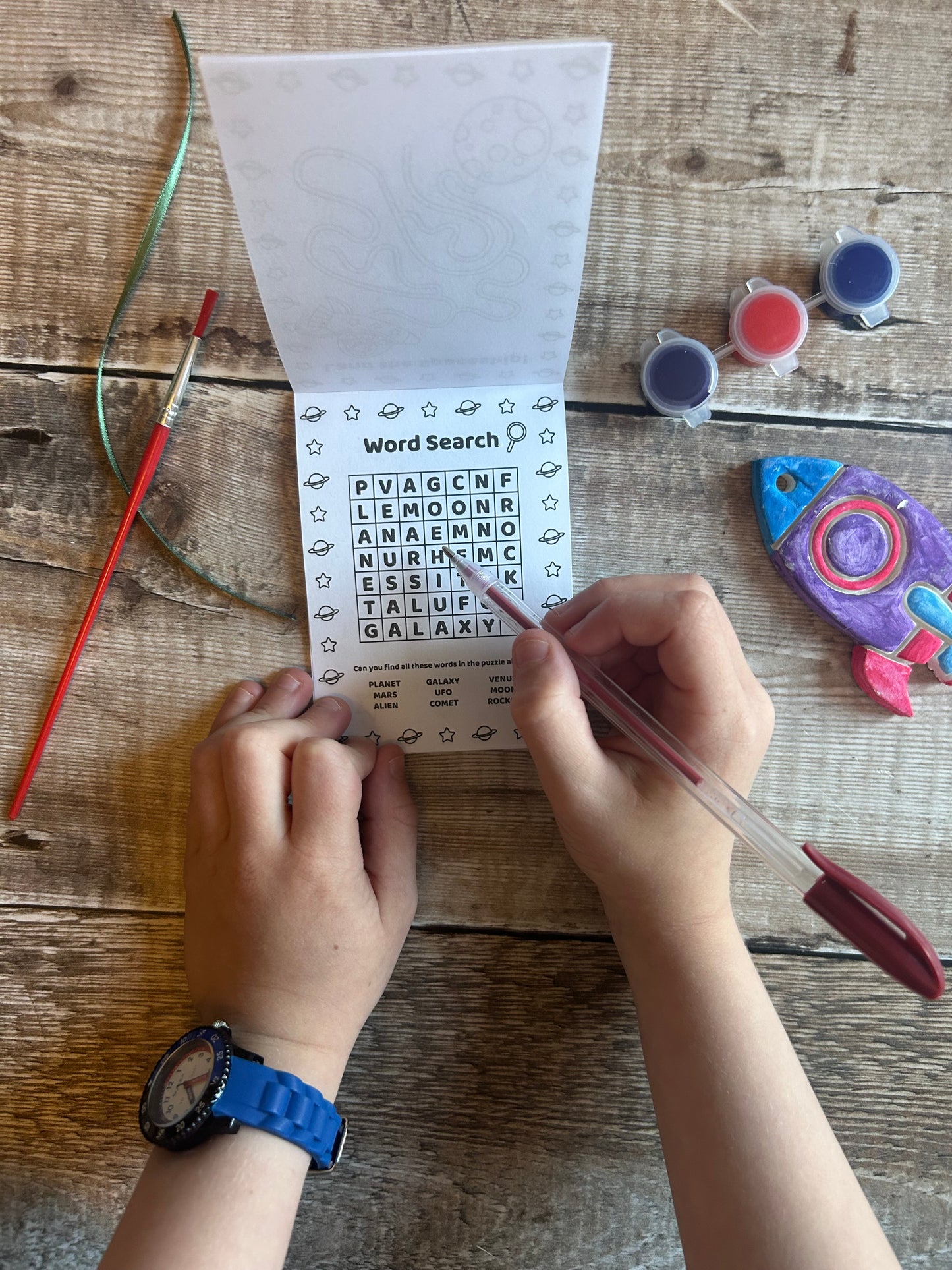 Paint Your Own Decoration Kit, Kid's Craft Kit, Eco-Friendly Party Bag Alternative