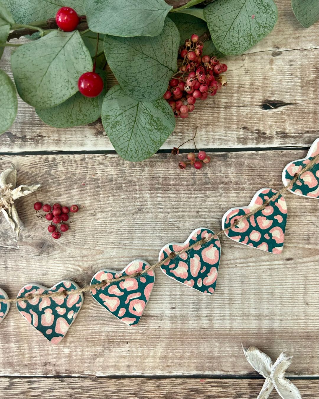 Festive Leopard Christmas Garland