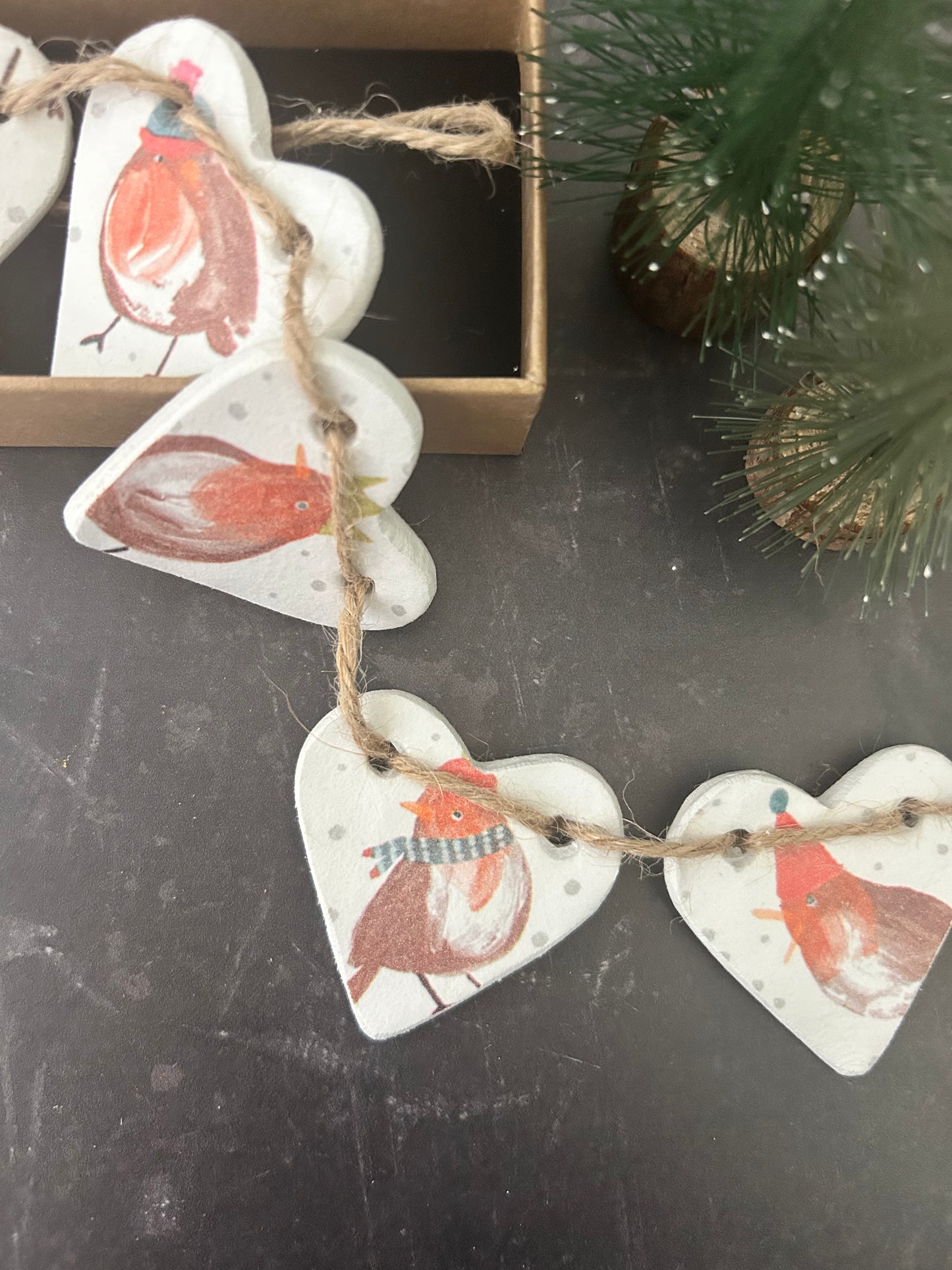 Robins Clay Heart Garland