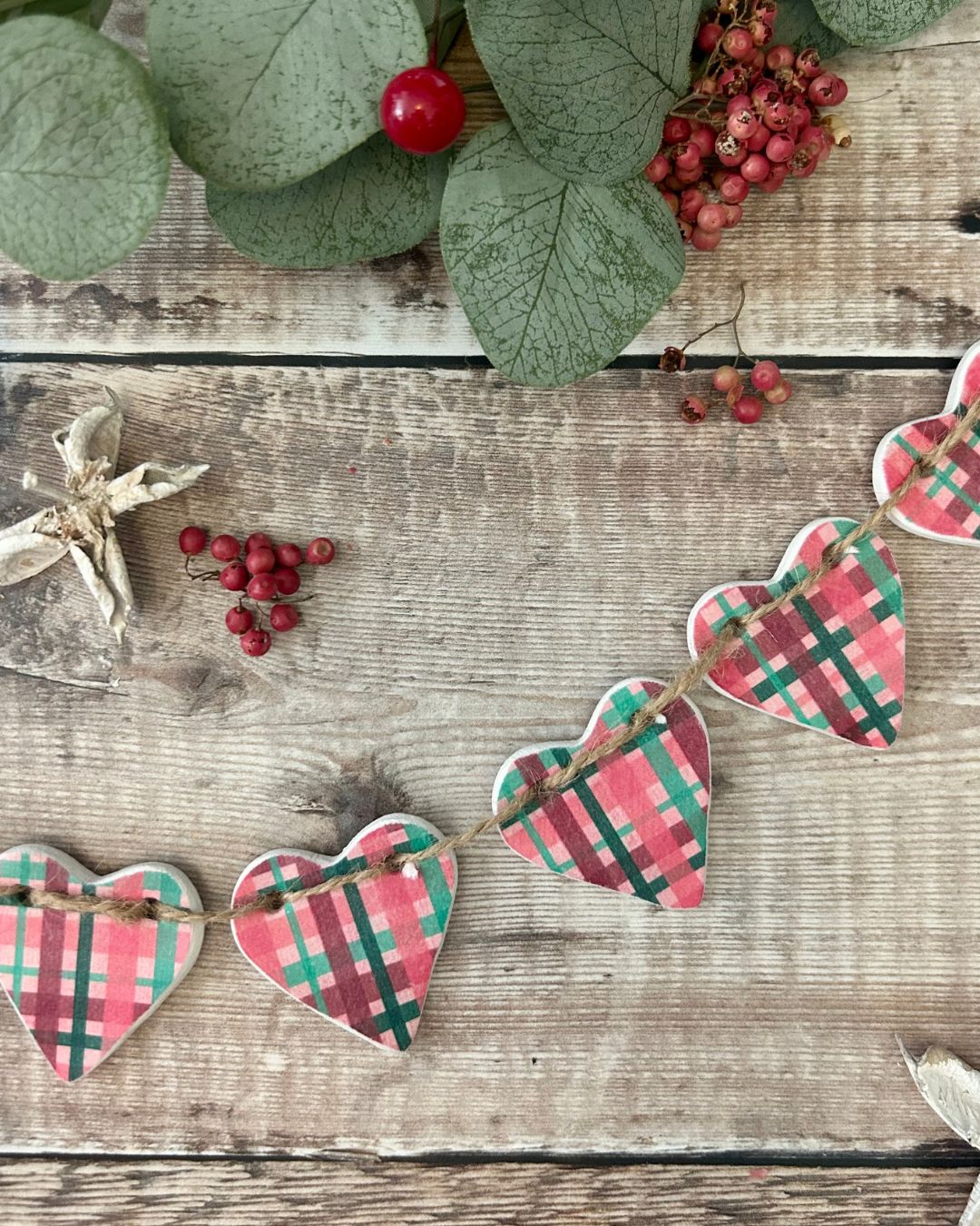 Joyful Plaid Christmas Garland